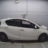 toyota aqua 2016 CFJ1541632 image 8