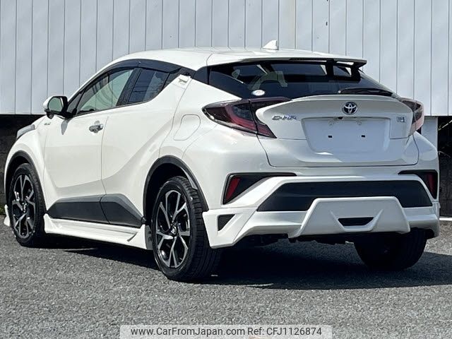 toyota c-hr 2018 -TOYOTA--C-HR DAA-ZYX10--ZYX10-2122047---TOYOTA--C-HR DAA-ZYX10--ZYX10-2122047- image 2