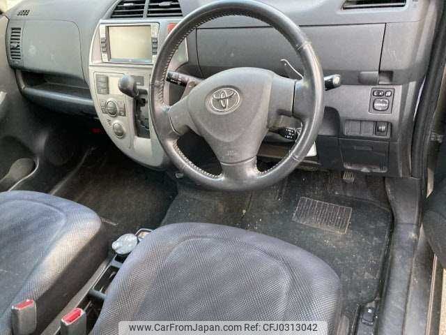 toyota ractis 2005 TE1362 image 2