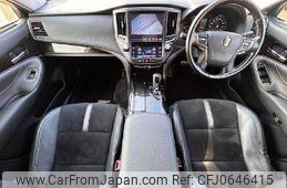 toyota crown 2017 504928-927292