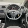 volkswagen polo 2016 -VOLKSWAGEN--VW Polo DBA-6RCJZ--WVWZZZ6RZGU085981---VOLKSWAGEN--VW Polo DBA-6RCJZ--WVWZZZ6RZGU085981- image 2