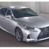 lexus is 2018 CFJ1824472 image 1