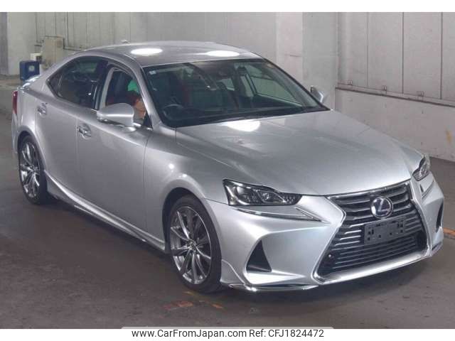 lexus is 2018 CFJ1824472 image 1