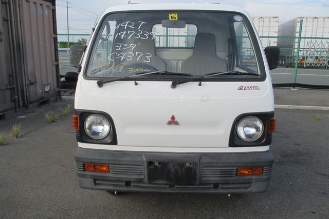 mitsubishi minicab-truck 1993 No4257 image 2
