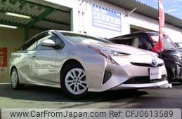 toyota prius 2016 -TOYOTA--Prius DAA-ZVW50--ZVW50-8011988---TOYOTA--Prius DAA-ZVW50--ZVW50-8011988-