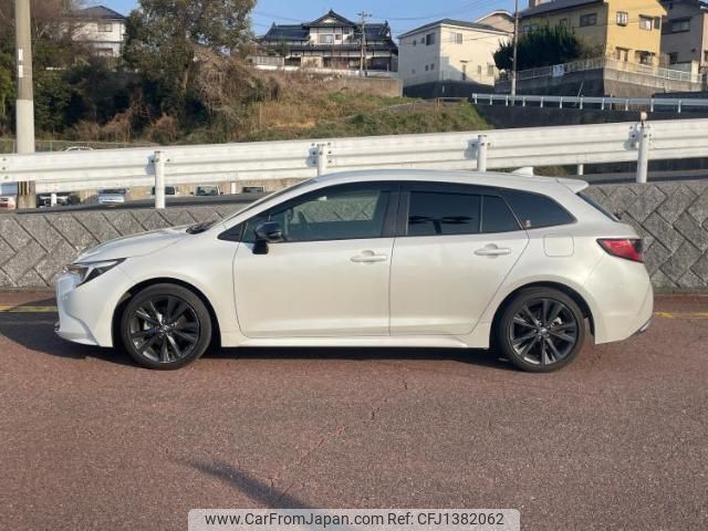 toyota corolla-touring-wagon 2022 quick_quick_ZWE219_ZWE219-0001781 image 2