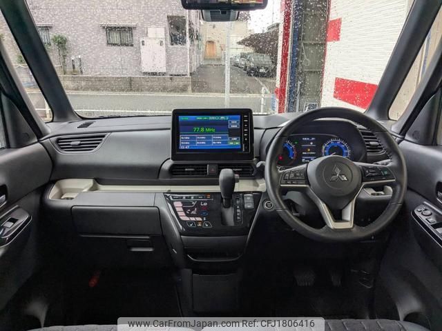 mitsubishi delica 2024 CFJ1806416 image 2