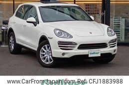 porsche cayenne 2011 CFJ1883988