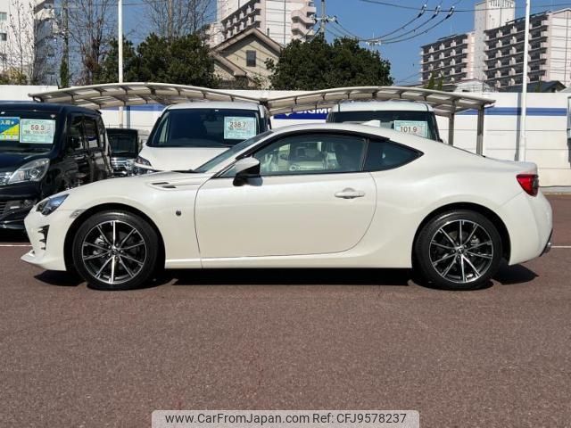 toyota 86 2021 quick_quick_4BA-ZN6_ZN6-108482 image 2