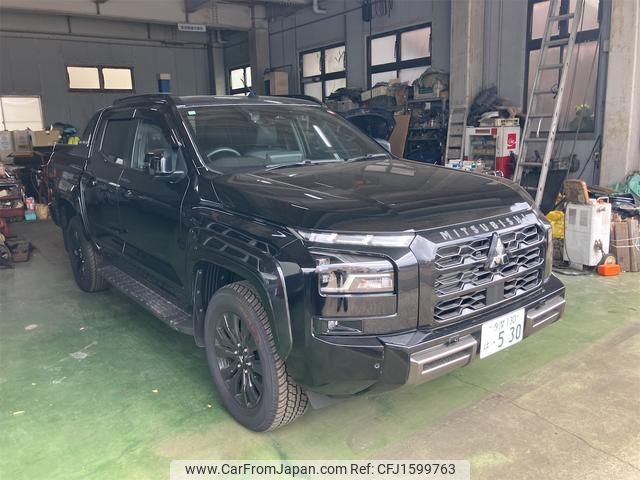 mitsubishi triton 2024 CFJ1599763 image 2