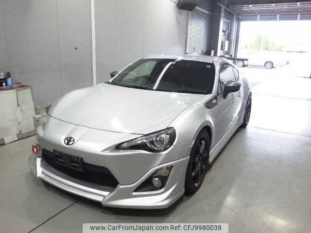 toyota 86 2012 quick_quick_DBA-ZN6_004565 image 1