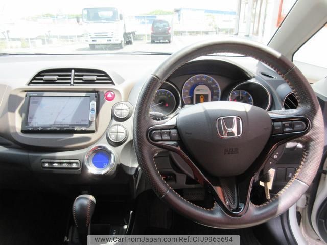 honda fit-shuttle-hybrid 2013 quick_quick_GP2_GP2-3201794 image 2