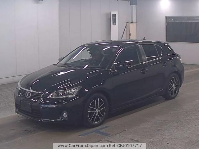 lexus ct 2013 quick_quick_DAA-ZWA10_ZWA10-2165118 image 2