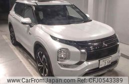 mitsubishi outlander-phev 2023 -MITSUBISHI 【春日部 372ﾐ358】--Outlander PHEV GN0W-0304055---MITSUBISHI 【春日部 372ﾐ358】--Outlander PHEV GN0W-0304055-