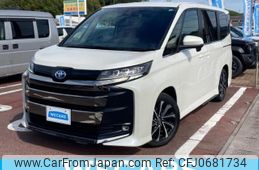 toyota noah 2023 quick_quick_6AA-ZWR90W_ZWR90-0118820