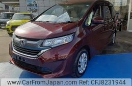 honda-freed-2017-10311-car_806c7354-adca-4d47-b4a7-a306610daad7
