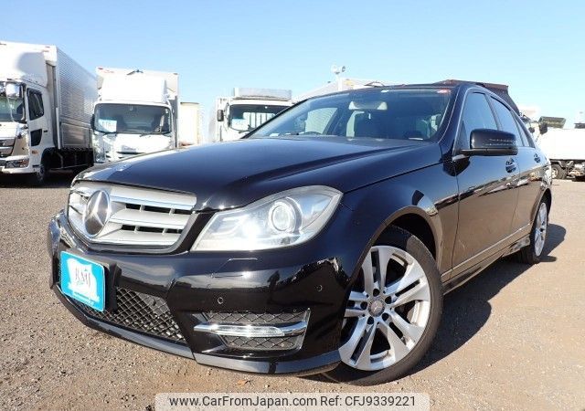 mercedes-benz c-class 2013 REALMOTOR_N2023120317F-24 image 1
