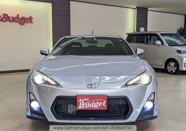 toyota 86 2017 BD23073A2188 image 2