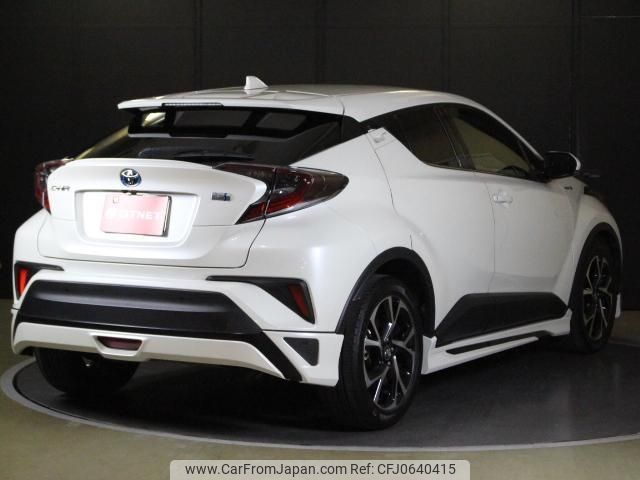 toyota c-hr 2017 -TOYOTA--C-HR ZYX10--ZYX10-2060908---TOYOTA--C-HR ZYX10--ZYX10-2060908- image 2