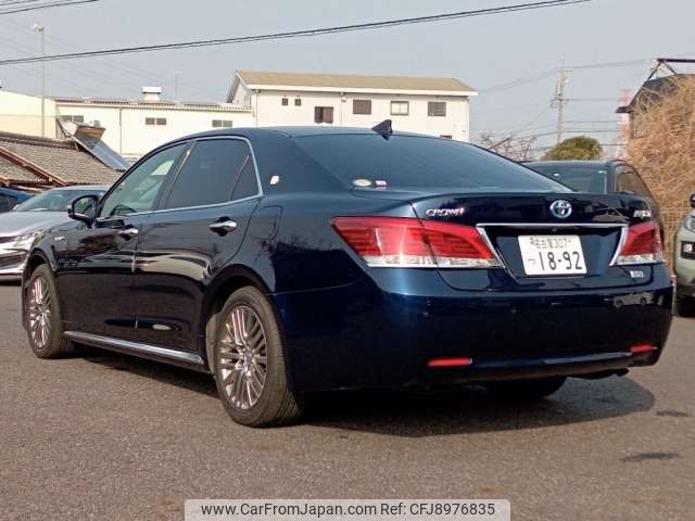 toyota crown-majesta 2016 CFJ8976835 image 2