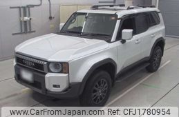 toyota land-cruiser-wagon 2024 CFJ1780954