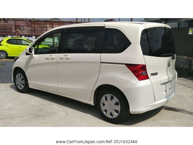 honda freed 2009 CFJ1632466 image 2