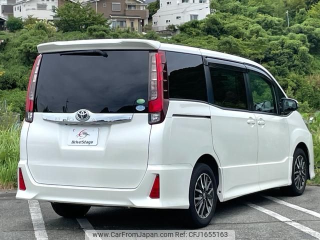 toyota noah 2014 CFJ1655163 image 2