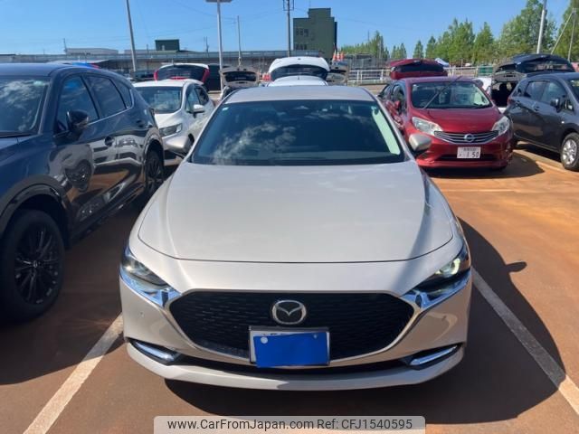 mazda mazda3 2023 CFJ1540595 image 2