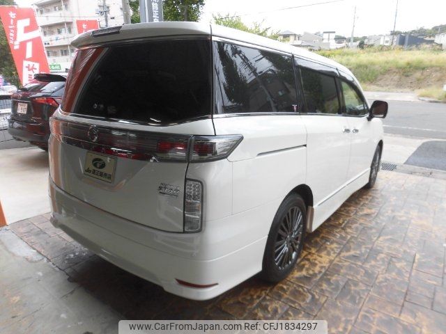 nissan elgrand 2018 CFJ1834297 image 2