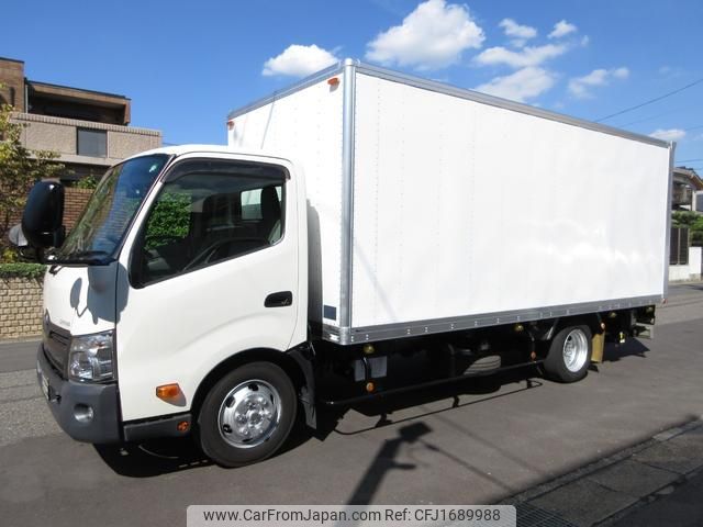 toyota toyoace 2017 CFJ1689988 image 2