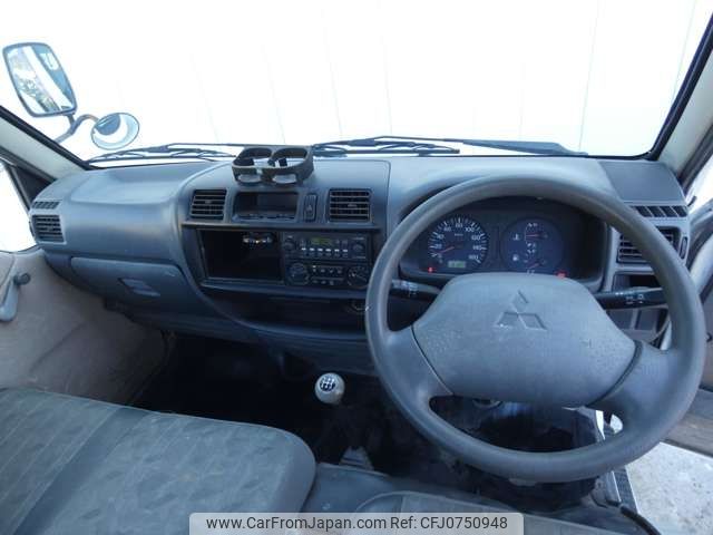 mitsubishi delica-truck 2001 CFJ0750948 image 2