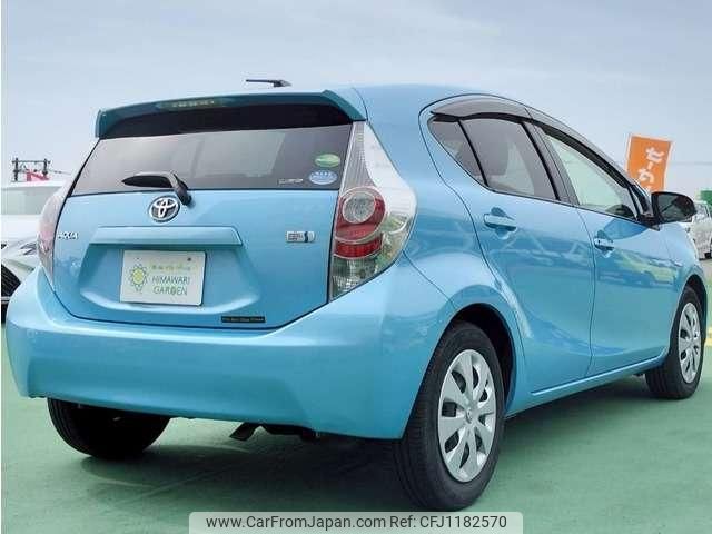 toyota aqua 2012 quick_quick_DAA-NHP10_NHP10-2097663 image 2