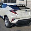 toyota c-hr 2017 quick_quick_DAA-ZYX10_ZYX10-2100349 image 3