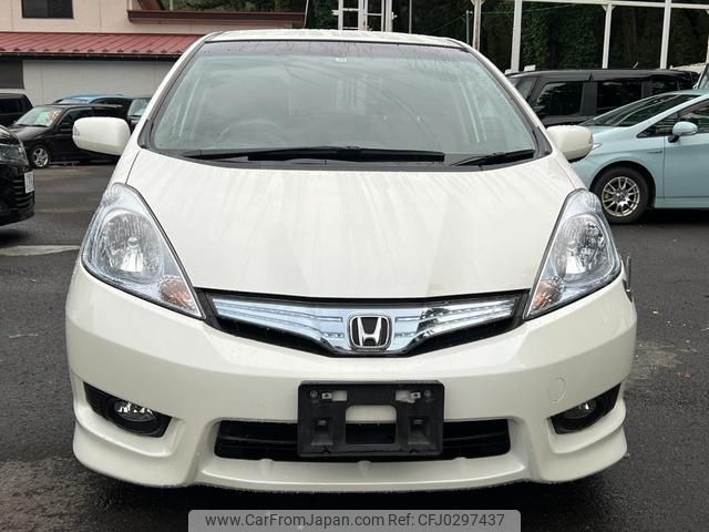 honda fit-shuttle-hybrid 2011 GOO_JP_700090373030241008001 image 2