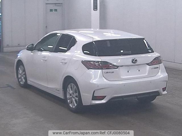 lexus ct 2015 quick_quick_DAA-ZWA10_ZWA10-2258322 image 2