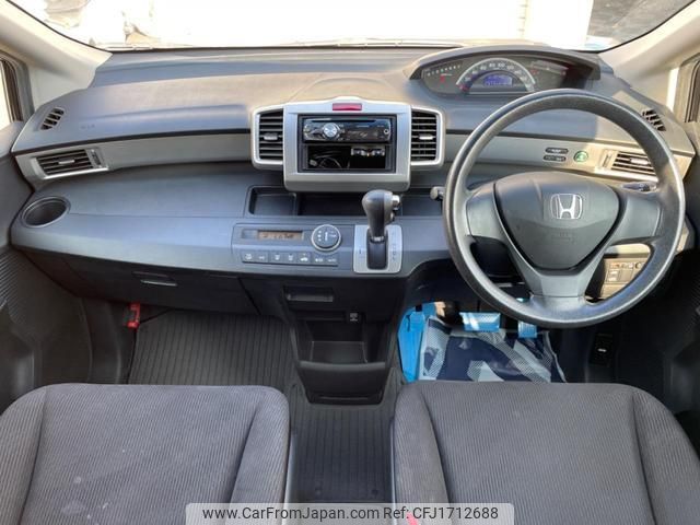 honda freed 2012 CFJ1712688 image 2