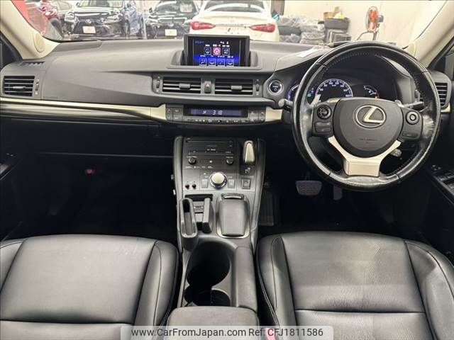lexus ct 2015 CFJ1811586 image 2