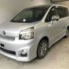 toyota voxy 2010 CFJ1791019 image 1