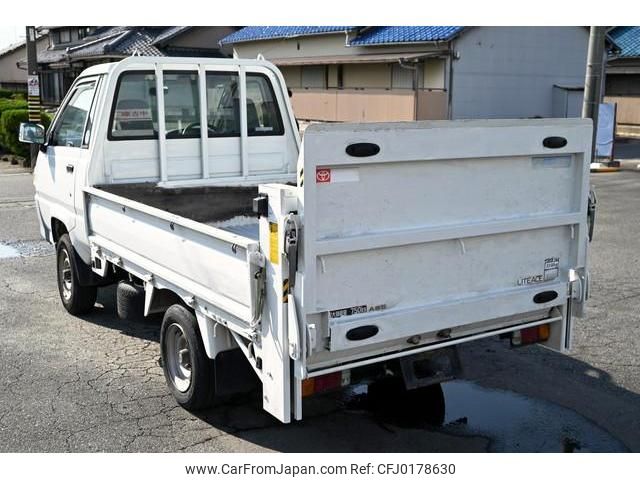 toyota liteace-truck 2004 quick_quick_GK-KM70_KM70-0017502 image 2