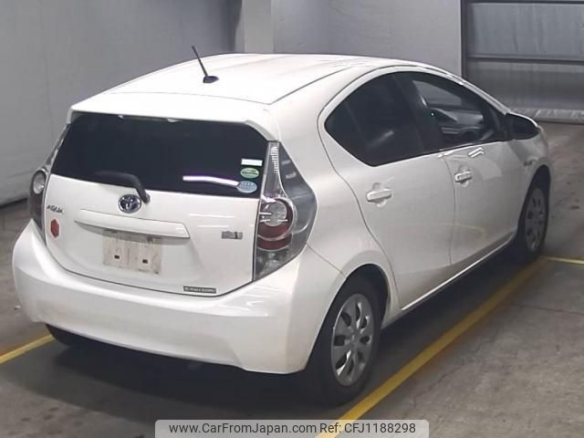 toyota aqua 2012 quick_quick_DAA-NHP10_NHP10-6075185 image 2