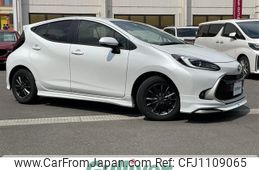 toyota aqua 2021 -TOYOTA--AQUA 6AA-MXPK11--MXPK11-2013216---TOYOTA--AQUA 6AA-MXPK11--MXPK11-2013216-