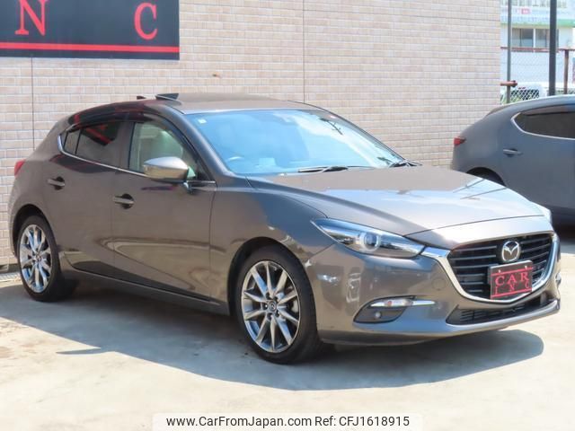 mazda axela 2016 CFJ1618915 image 2