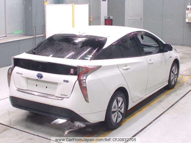 toyota prius 2016 -TOYOTA--Prius DAA-ZVW55--ZVW55-8015406---TOYOTA--Prius DAA-ZVW55--ZVW55-8015406- image 2