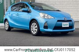 toyota aqua 2012 -TOYOTA--AQUA DAA-NHP10--NHP10-2100950---TOYOTA--AQUA DAA-NHP10--NHP10-2100950-