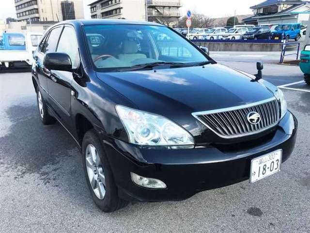 toyota harrier 2004 190205161517 image 2