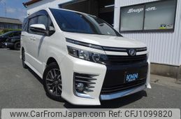toyota voxy 2014 quick_quick_ZRR80W_ZRR80-0071512