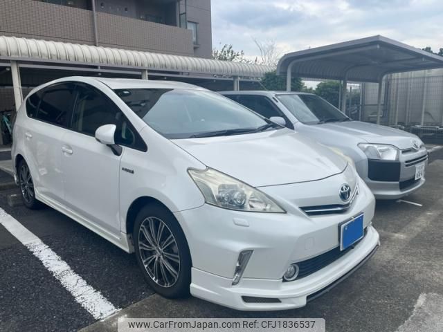 toyota prius-α 2012 CFJ1836537 image 2