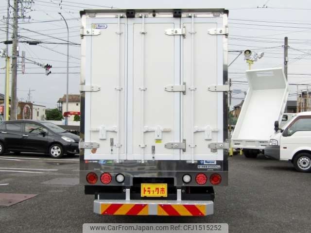 isuzu elf-truck 2021 CFJ1515252 image 2