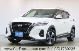 nissan kix 2020 CFJ1780235