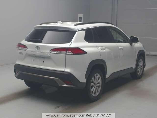 toyota corolla-cross 2023 CFJ1761771 image 2